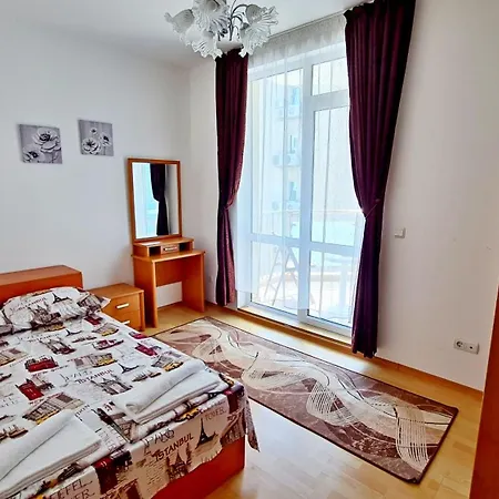 Apartment Mdk Sea View Varna